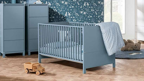 Babybett Olli in Mattblau