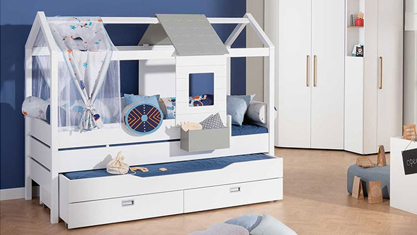 Kreideweißes Kojenbett Tiny House