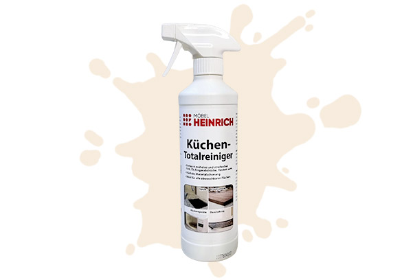 Schwarzer, liegender Hirsch